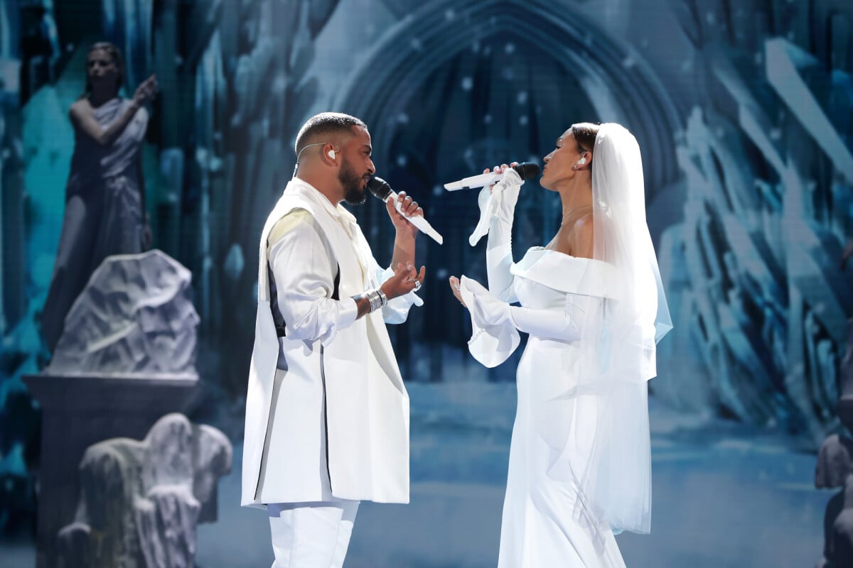 Photo : Slimane et Vitaa à la 22e édition des NRJ Music Awards à la Seine  musicale, le 5 décembre 2020. - Purepeople