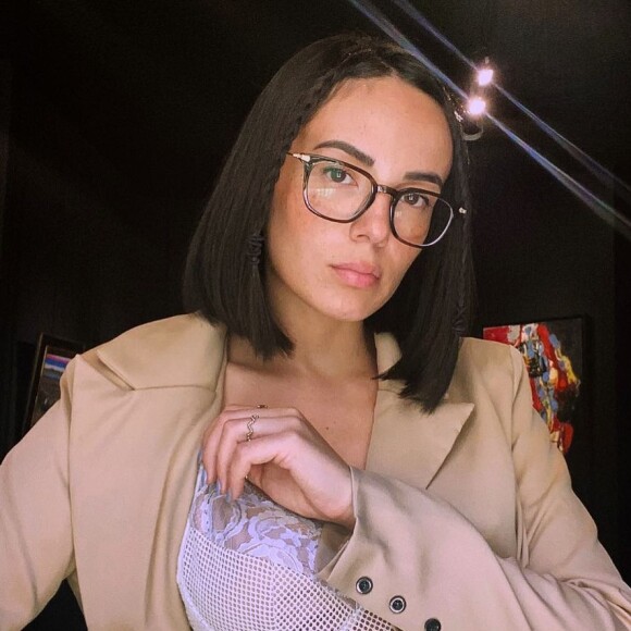 Agathe Auproux discriminée à cause de son cancer au moment d'acheter son premier appartement - Instagram