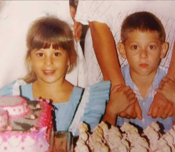 Emiliano Sala et sa soeur Romina, enfants. Photo publiée en mai 2020.