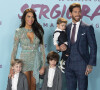 Sergio Ramos avec sa compagne Pilar Rubio avec leurs enfants Alejandro, Marco et Sergio - Première du documentaire "Le coeur de Sergio Ramos" à Madrid.
