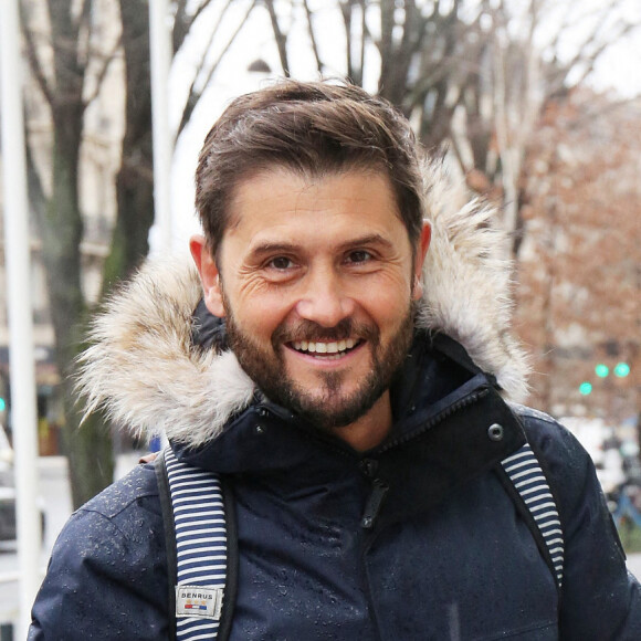 Exclusif - Christophe Beaugrand arrive aux studios de Radio France à Paris le 14 janvier 2021. 