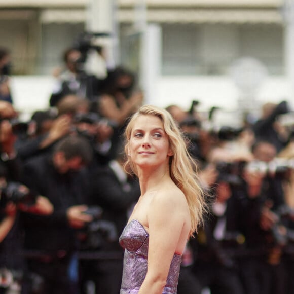 Mélanie Laurent - Montée des marches du film " The French Dispatch" lors du 74ème Festival International du Film de Cannes. Le 12 juillet 2021 © Borde-Jacovides-Moreau / Bestimage