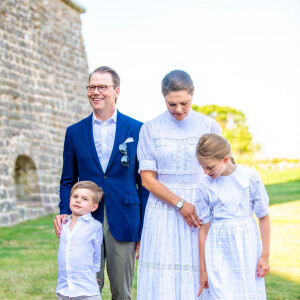 La princesse Victoria, son mari le prince Daniel et leurs enfants, la princesse Estelle et le prince Oscar - La famille royale de Suède célèbre le 44 ème anniversaire de la princesse Victoria lors d'un concert au château de Borgholm sur l'île d'Oland, le 14 juillet 2021.