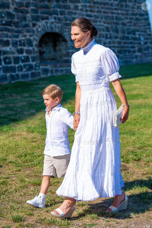 La princesse Victoria et son fils le prince Oscar - La famille royale de Suède célèbre le 44 ème anniversaire de la princesse Victoria lors d'un concert au château de Borgholm sur l'île d'Oland, le 14 juillet 2021.