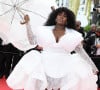 La chanteuse Yseult - Montée des marches du film " Les intranquilles " lors du 74ème Festival International du Film de Cannes. © Borde-Jacovides-Moreau / Bestimage
