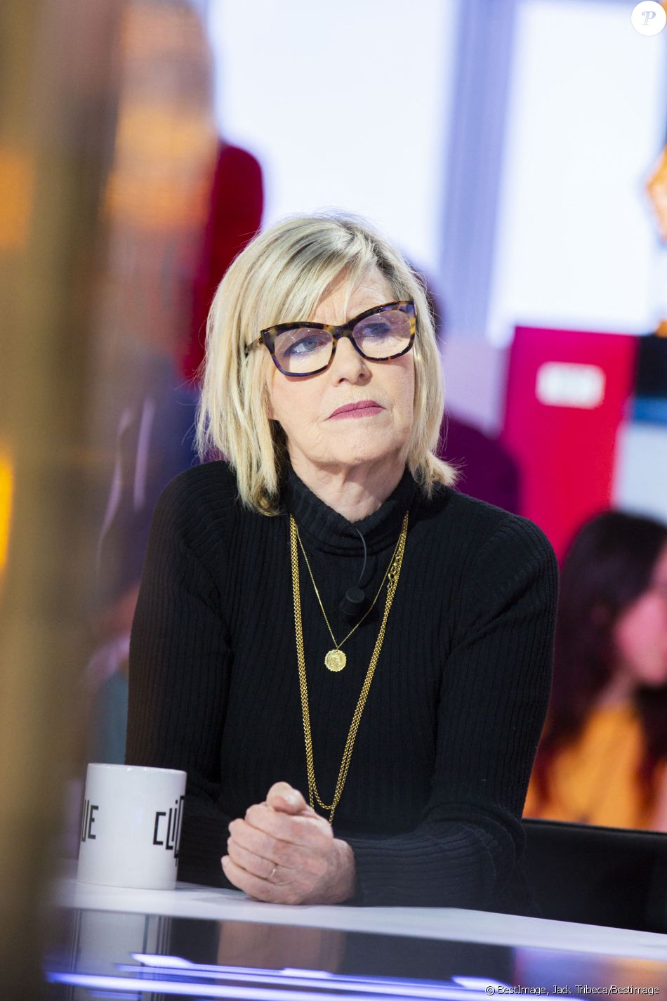 Chantal Ladesou - Enregistrement de l'émission "Clique" présentée par Mouloud Achour sur Canal Plus à Issy-les-Moulineaux le 3 mars 2020. © Jack Tribeca/Bestimage