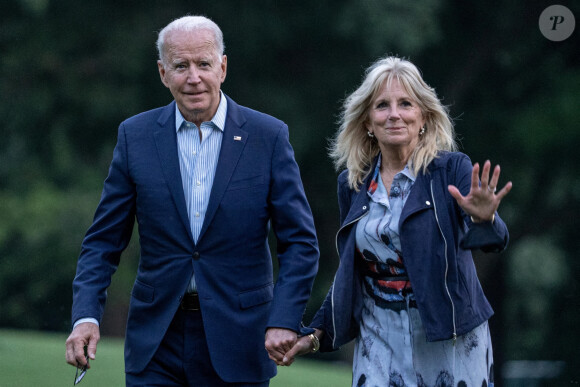 Le président Joe Biden et la première dame Jill sont de retour à la Maison blanche après un week-end à Camp David le 18 juillet 2021.
