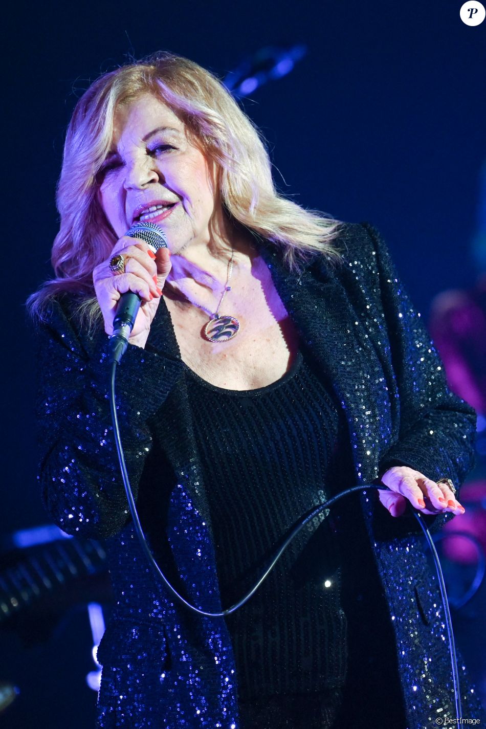 Nicoletta sur la scène du festival des Francofolies 2021 à la Rochelle, le 12 juillet 2021.