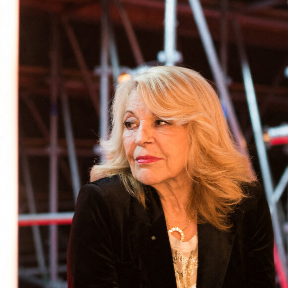 Exclusif - La chanteuse Nicoletta - Backstage de l'enregistrement de l'émission "300 Choeurs chantent Les plus beaux duos" à Paris, le 8 janvier 2021. © Tiziano Da Silva / Bestimage