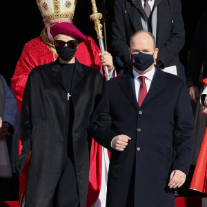 Le prince Albert II de Monaco, la princesse Charlène de Monaco - Le couple princier a assisté à la messe de Sainte Dévote à la cathédrale de Monaco le 27 janvier 2021. © Jean-Charles Vinaj / Pool Monaco / Bestimage