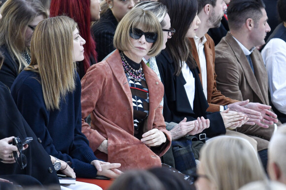 Anna Wintour au défilé Max Mara pendant la fashion week à Milan le 20 février 2020. 