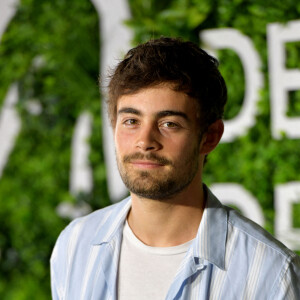 Clément Remiens pour la série Ici tout commence, sur le photocall du 60eme Festival de Télévision de Monte-Carlo au Grimaldi Forum à Monaco le 20 juin 2021. © Bruno Bebert/Bestimage