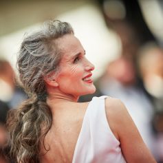 Andie MacDowell - Montée des marches du film " Tout s'est bien passé " lors du 74ème Festival International du Film de Cannes © Borde-Jacovides-Moreau / Bestimage 