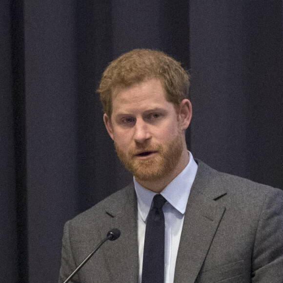 Le prince Harry a prononcé un discours lors de la conférence annuelle "Veterans Mental Health" au King's College à Londres. Le 15 mars 2018