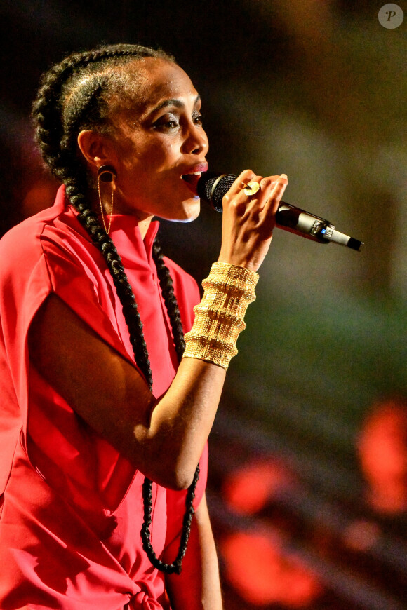 Exclusif - Sur scène la chanteuse Imany - "Africa , le Grand Concert" diffusé le 29 juillet sur France 2. © Jean-René Santini / Bestimage