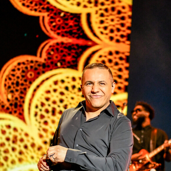 Exclusif - Sur scène le chanteur Faudel - "Africa , le Grand Concert" diffusé le 29 juillet sur France 2. © Jean-René Santini / Bestimage