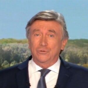 Jacques Legros au bord des larmes lors d'un bel hommage dans le JT de 13 heures de TF1, le 30 juillet 2021