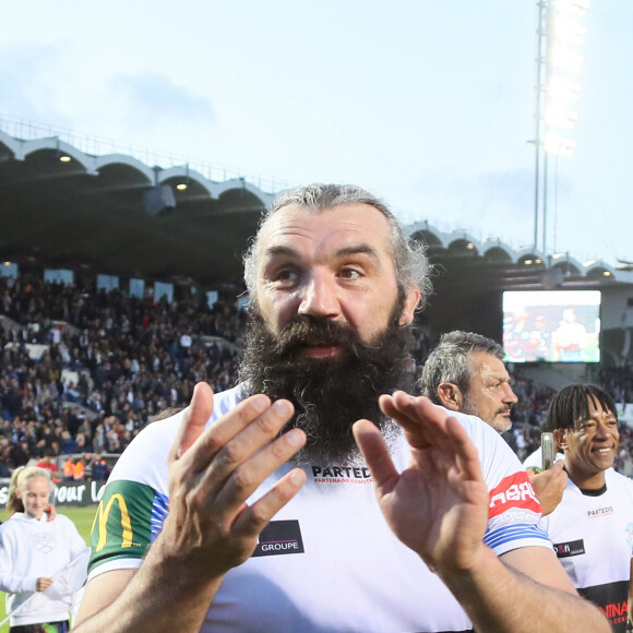 Sébastien Chabal lors du "Match des légendes" (match caritatif mi-foot, mi-rugby) au profit de l'association de P.Olmeta, "Un sourire, un espoir pour la vie", qui vient en aide aux enfants malades, au stade Chaban Delmas, Bordeaux, France, le 27 Mai 2019. © Patrick Bernard/Bestimage