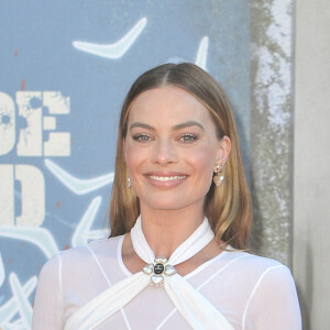 Margot Robbie assiste à l'avant-première du film "The Suicide Squad" dans le quartier de Westwood à Los Angeles, le 2 août 2021.