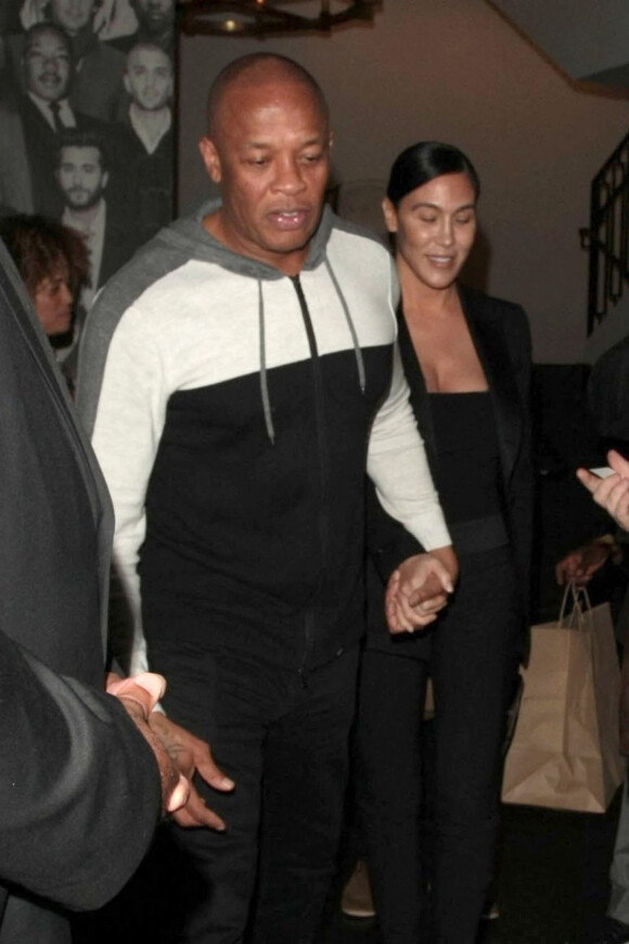 Dr. Dre et son ex-femme Nicole Young quittent le restaurant Catch à West Hollywood le 6 octobre 2018.