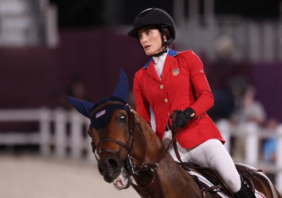 Jessica Springsteen et son cheval Don Juan Van De Donkhoeve aux Jeux Olympiques de Tokyo le 6 août 2021.
