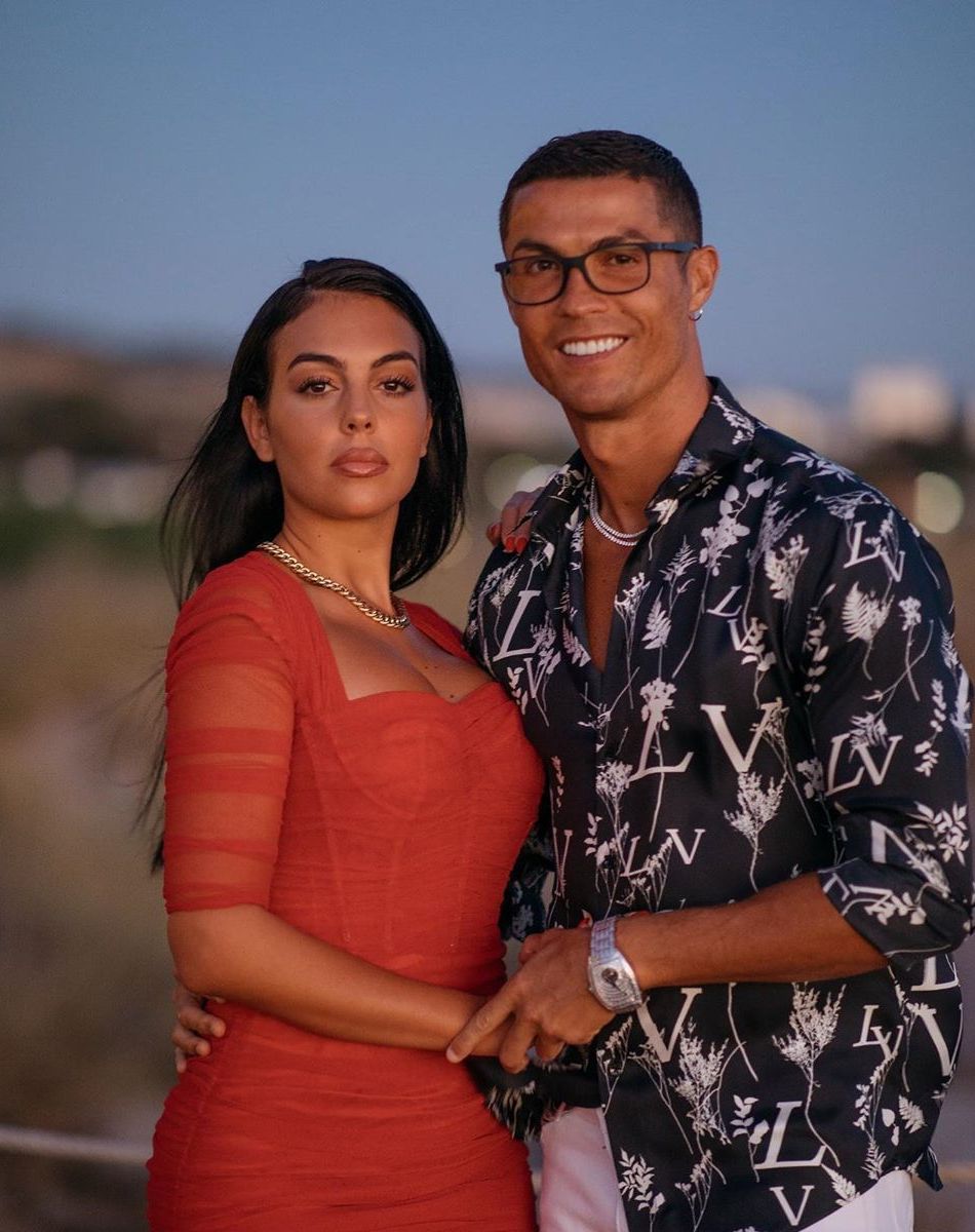 Georgina Rodríguez: From Model To Fiancée Of Ronaldo! - m5f66d7
