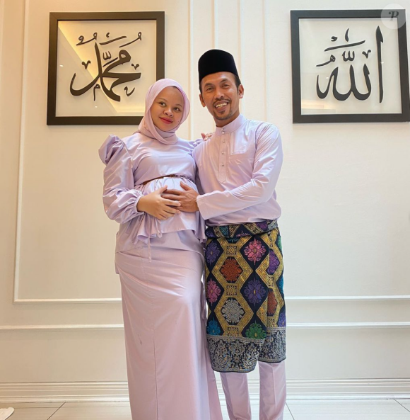 Siti Sarah Raissudin et son mari Shuib Sepahtu. Juillet 2021.