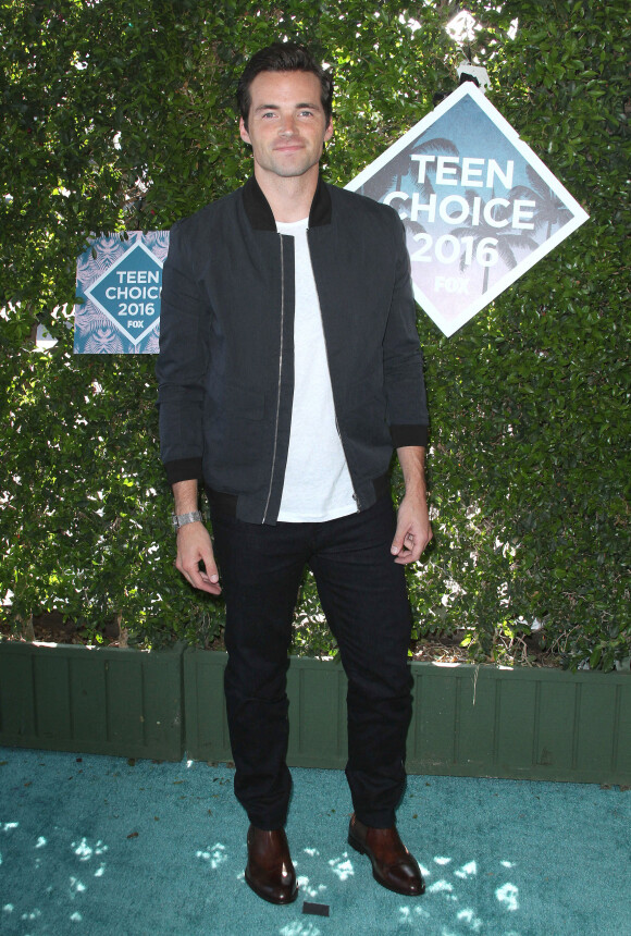 Ian Harding lors de la soirée Teen Choice Awards 2016 à Inglewood, 31 juillet 2016.