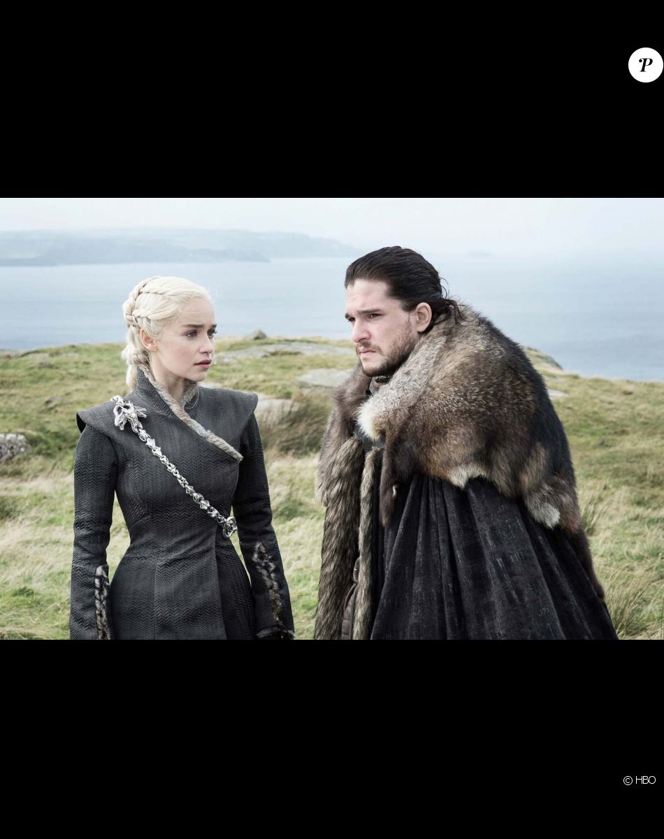 Emilia Clarke et Kit Harington dans la série "Game Of Thrones".