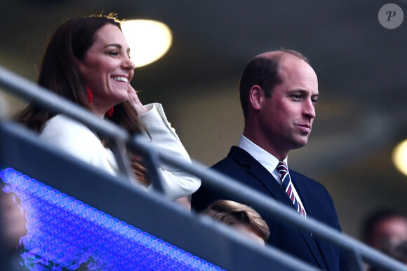 Le prince William, duc de Cambridge, et Catherine (Kate) Middleton, duchesse de Cambridge, dans les tribunes lors de la finale de l'Euro2020 à Londres, le 11 juillet 2021. 