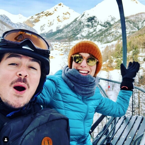Elodie Varlet en vacances à la montagne avec son compagnon Jérémie Poppe. Janvier 2020.