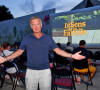 Franck Dubosc durant la projection en plein air à l'Eco park de Mougins, de son film : "Le sens de la Famille", avec Alexandra Lamy, qui partage l'affiche avec lui. © Bruno Bebert/Bestimage 