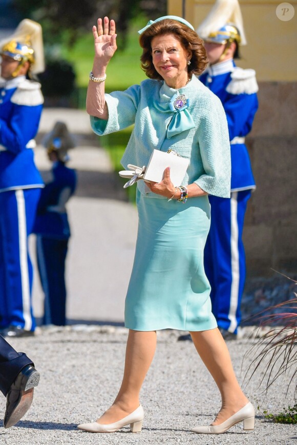La reine Silvia de Suède - La famille royale suédoise au baptême du prince Julian, duc de Halland au château de Drottningholm sur l'île de Lovön à Ekero en Suède le 14 août 2021