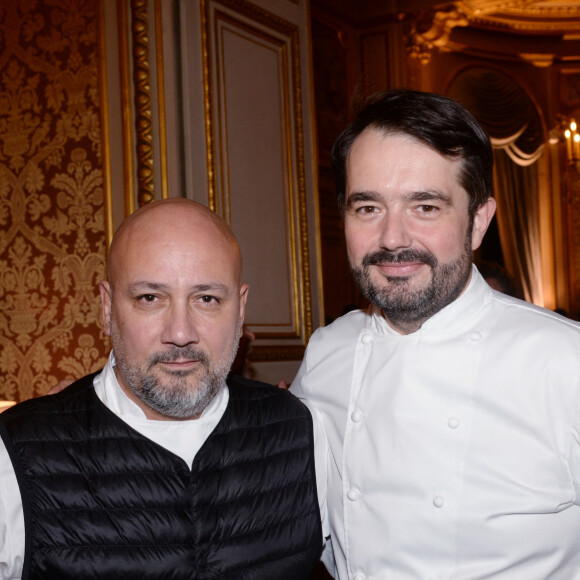 Frédéric Anton chef du restaurant Le Pré Catelan et Jean-François Piège chef du restaurant Le Grand Restaurant - Soirée de la 4ème cérémonie de remise des Prix "LA LISTE 2019" au Quai d'Orsay à Paris, France, le 3 décembre 2019. © Rachid Bellak/Bestimage 
