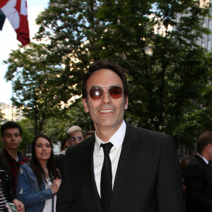 Anthony Delon arrive à la 9ème édition du "Global Gift Gala" à l'hôtel Four Seasons George V à Paris, le 25 avril 2018. © Denis Guignebourg/Bestimage