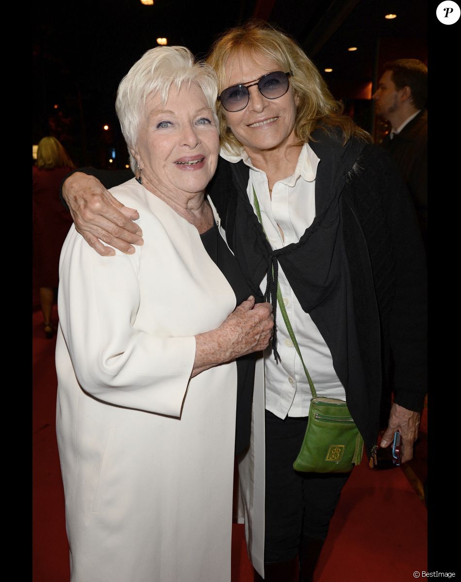 Line Renaud et Nathalie Delon - 100ème du spectacle "Mugler Follies" au Théâtre le Comédia à Paris le 26 mai 2014.