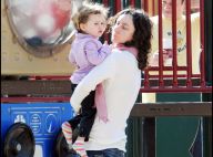 Sara Gilbert : en l'absence de sa compagne, elle est une maman sereine avec ses deux adorables enfants !