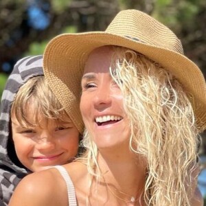 Elodie Gossuin et son fils Léonard.