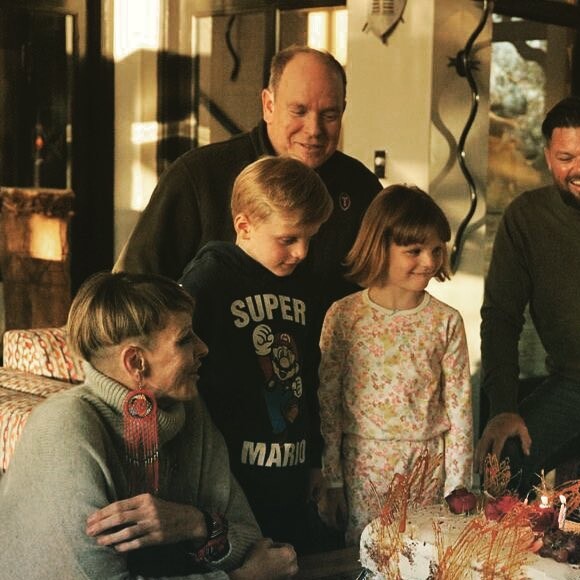 La princesse Charlene de Monaco chez son frère en Afrique du Sud, avec son mari le prince Albert et leurs enfants, le prince Jacques et la princesse Gabriella, sur Instagram, juin 2021.