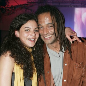 Yelena Noah et son papa Yannick au Cirque du soleil à Boulogne-Billancourt en 2005.