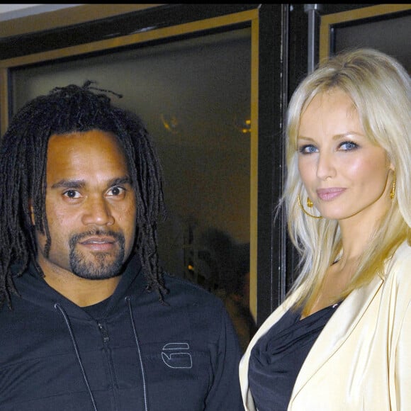 Christian Karembeu et sa femme Adriana Karembeu à Paris.