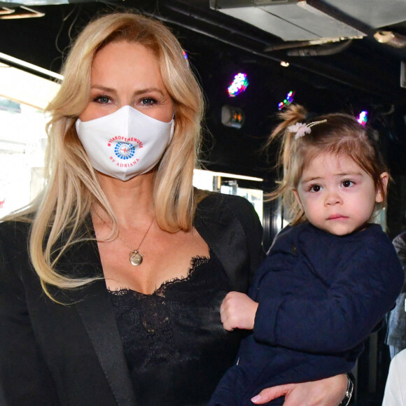 Adriana Karembeu Ohanian : sa fille Nina retourne à la crèche à 3 ans.© Bruno Bebert / Bestimge 