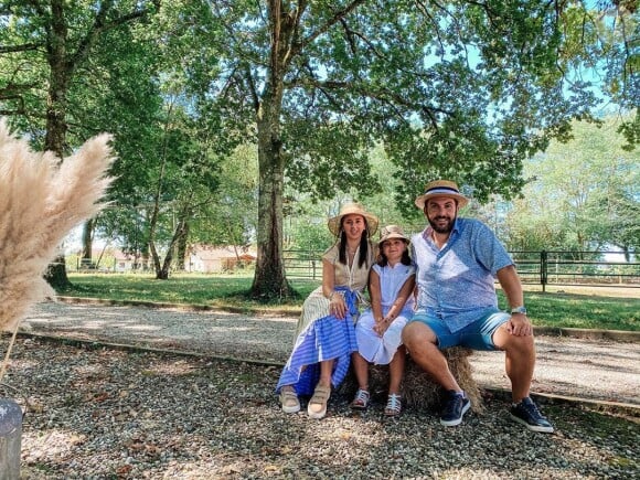 Laurent Ournac avec sa fille Capucine et sa femme Ludivine, septembre 2020
