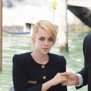 Kristen Stewart au photocall du film "Spencer" en compétition au 78e Festival du Film International de Venise (la Mostra de Venise). Venise, le 3 septembre 2021.