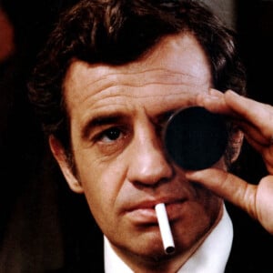 Jean-Paul Belmondo sur le tournage du film "Peur sur la ville". 1974 