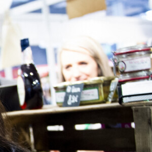 Karine Le Marchand (marraine de la CNDP (Commission nationale du débat public) et animatrice de lémission "L'amour est dans le pré") au 57ème salon International de l'Agriculture au parc des expositions de la porte de Versailles à Paris, France, le 23 février 2020. © Jean-Baptiste Autissier/Panoramic/Bestimage 