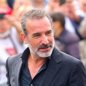 Jean Dujardin - Obsèques de Jean-Paul Belmondo en l'église Saint-Germain-des-Prés, à Paris le 10 septembre 2021. © Dominique Jacovides / Bestimage 