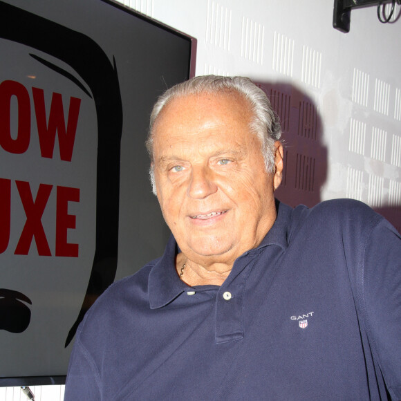 Gérard Louvin - Emission "Le Show de Luxe" sur la Radio Voltage à Paris le 26 octobre 2018. © Philippe Baldini/Bestimage