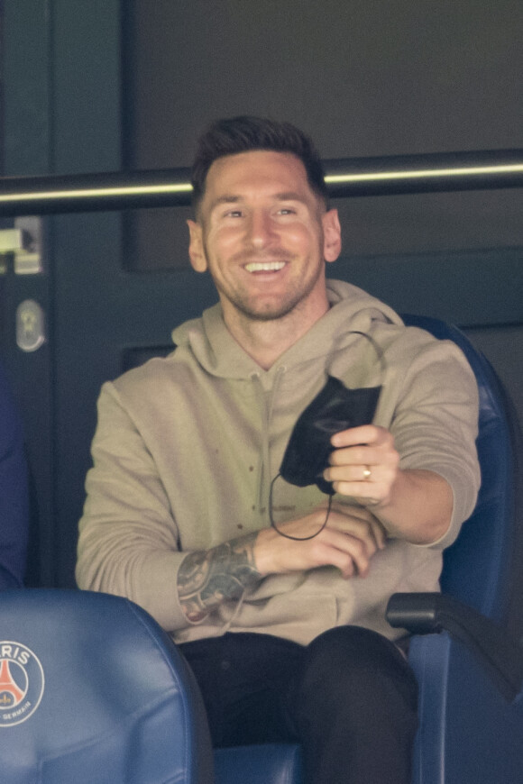 Lionel Leo Messi - People en tribune lors de la rencontre de football Paris Saint Germain PSG contre Clermont (4-0) au Parc des Princes à Paris.