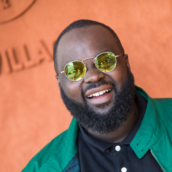 Issa Doumbia - Célébrités dans le village des internationaux de France de tennis de Roland Garros à Paris, France, le 6 juin 2019. © Jacovides-Moreau/Bestimage 